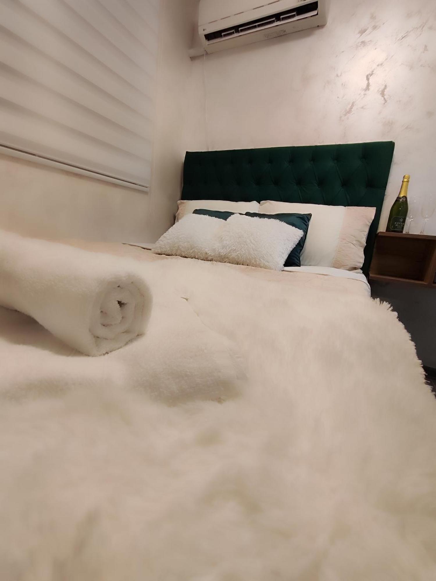 Studio Apartman Free Parking Rubikon Βελιγράδι Εξωτερικό φωτογραφία